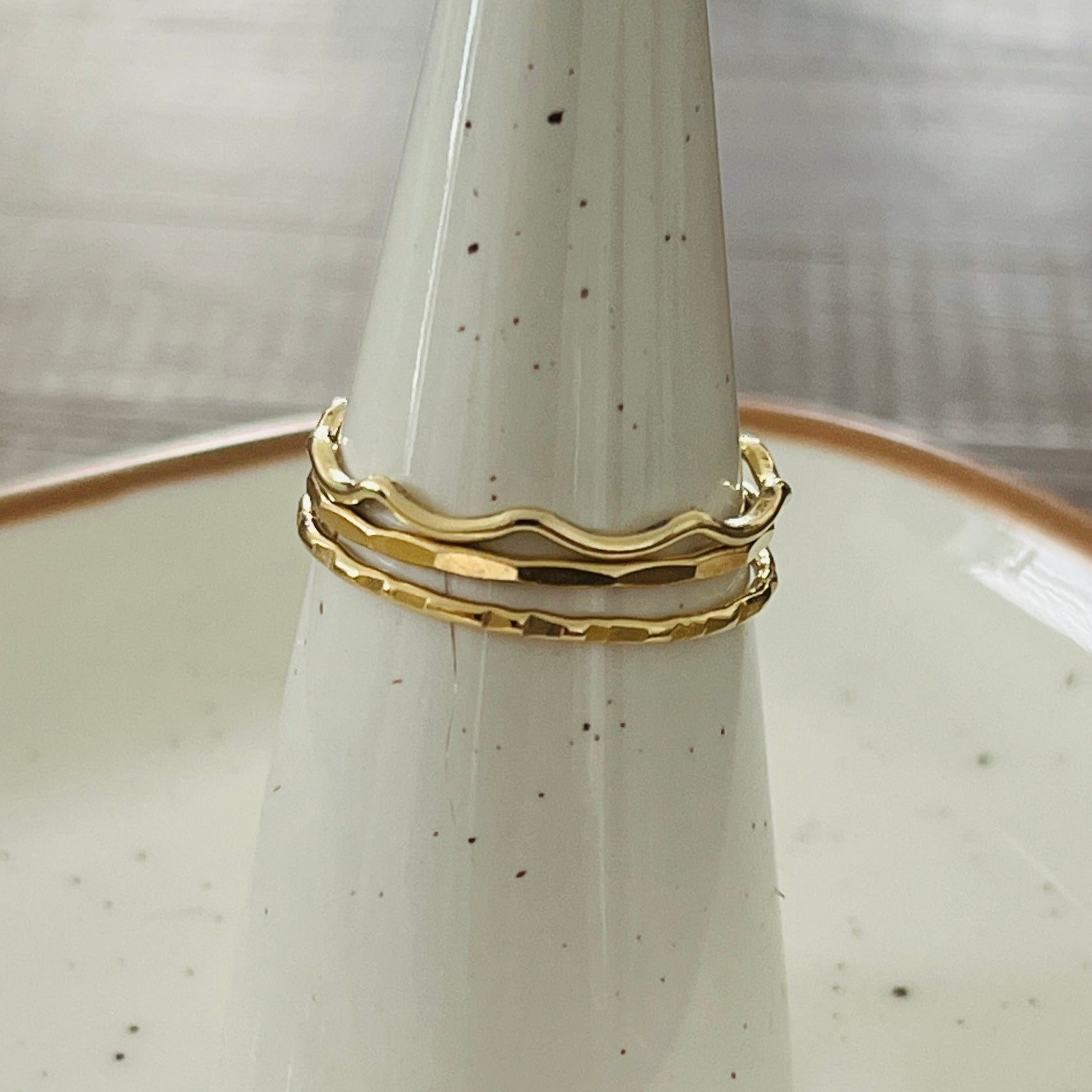 BEACHES STACKING RING SET