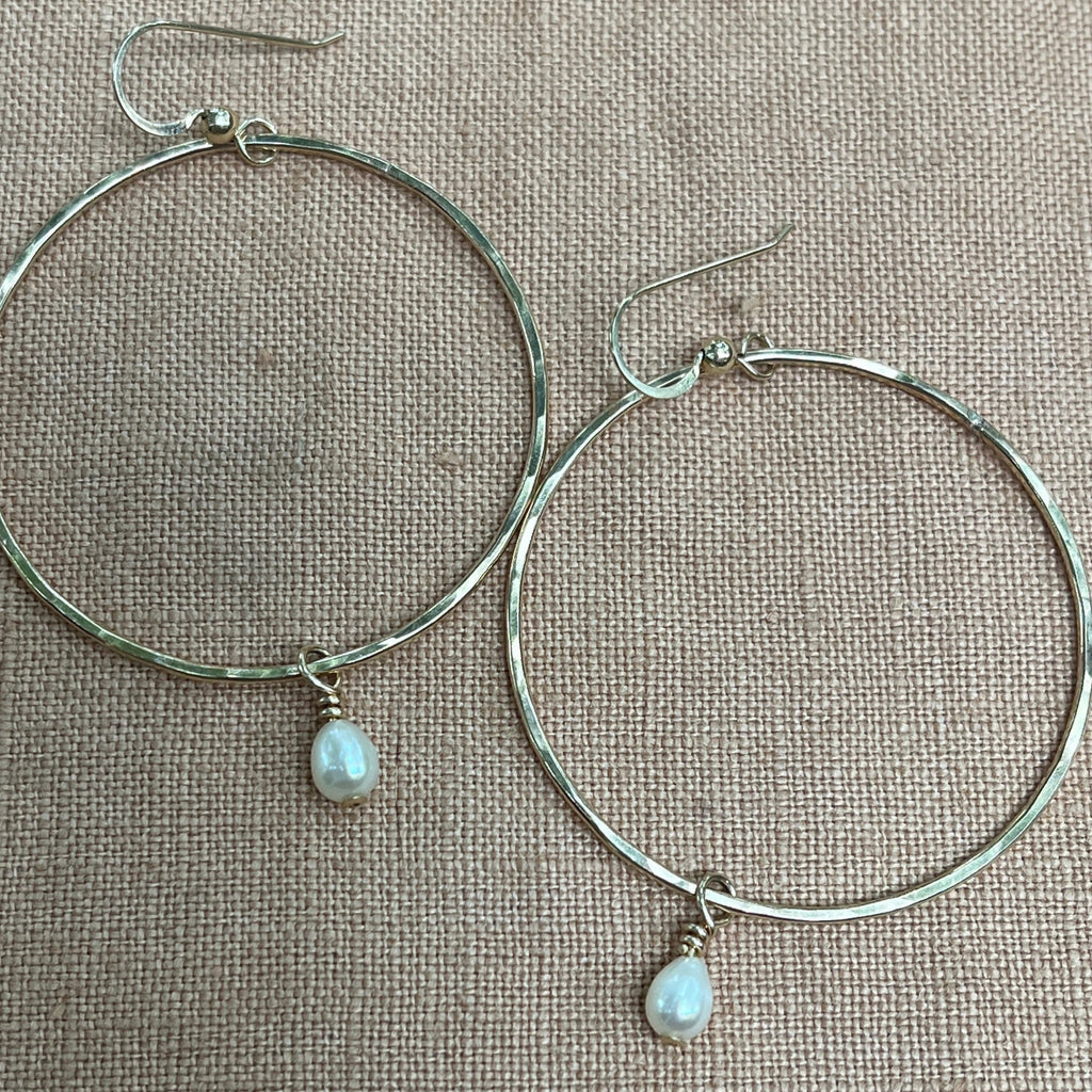TINY PEARL HOOP EARRINGS