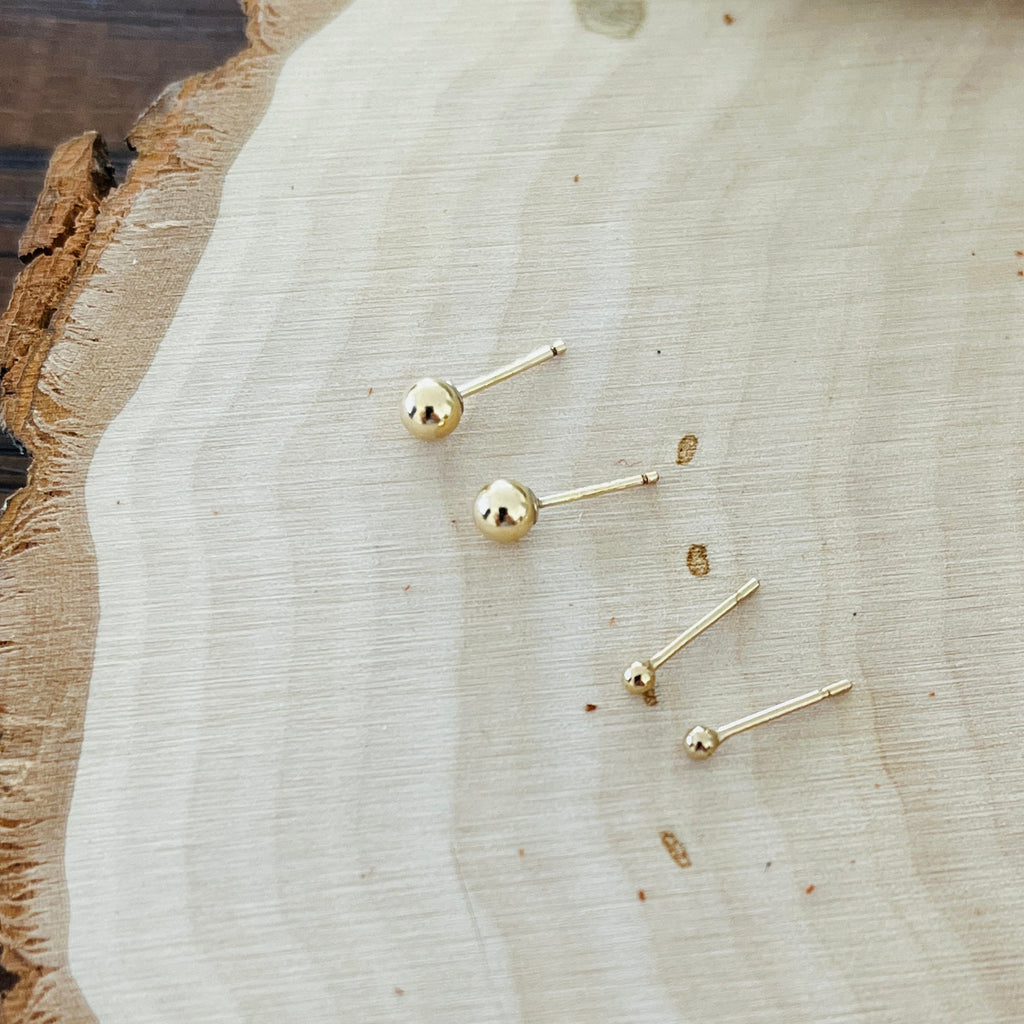 BALL STUD EARRINGS