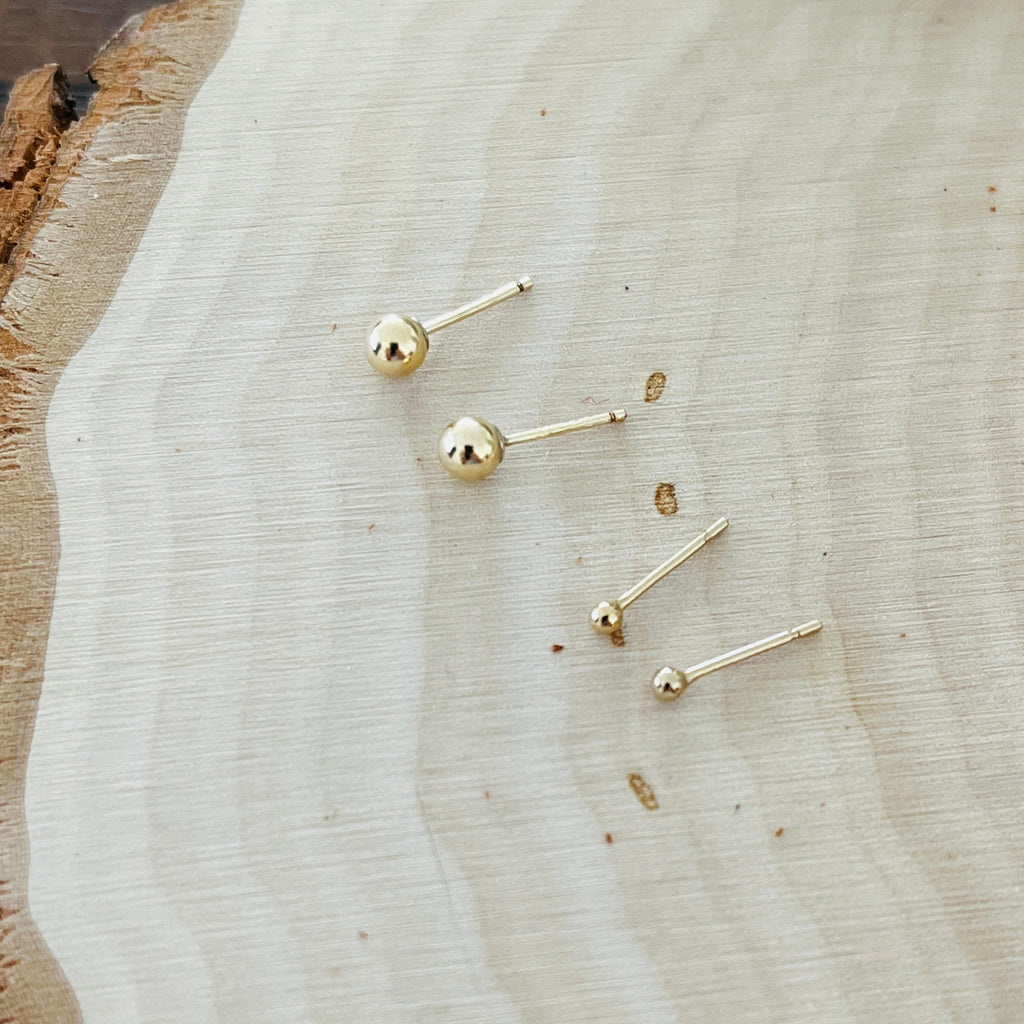 BALL STUD EARRINGS