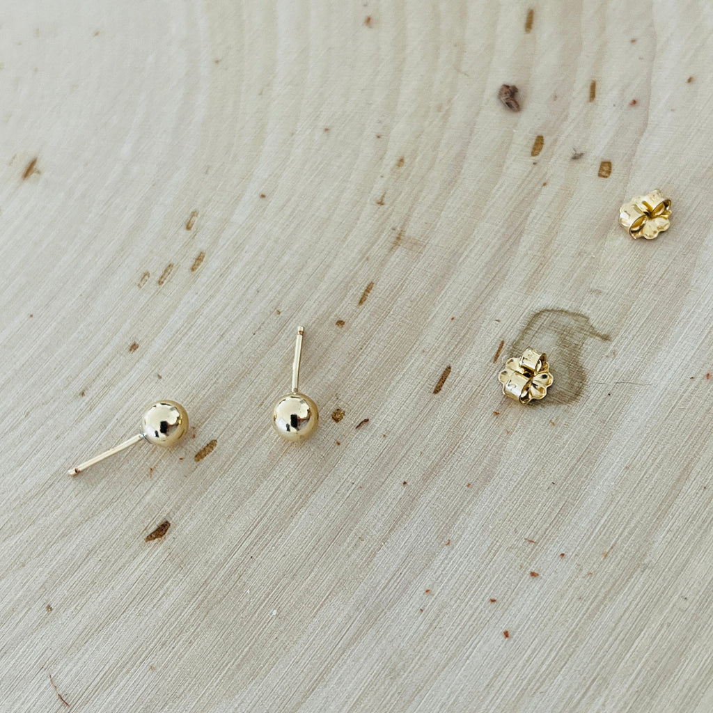 BALL STUD EARRINGS