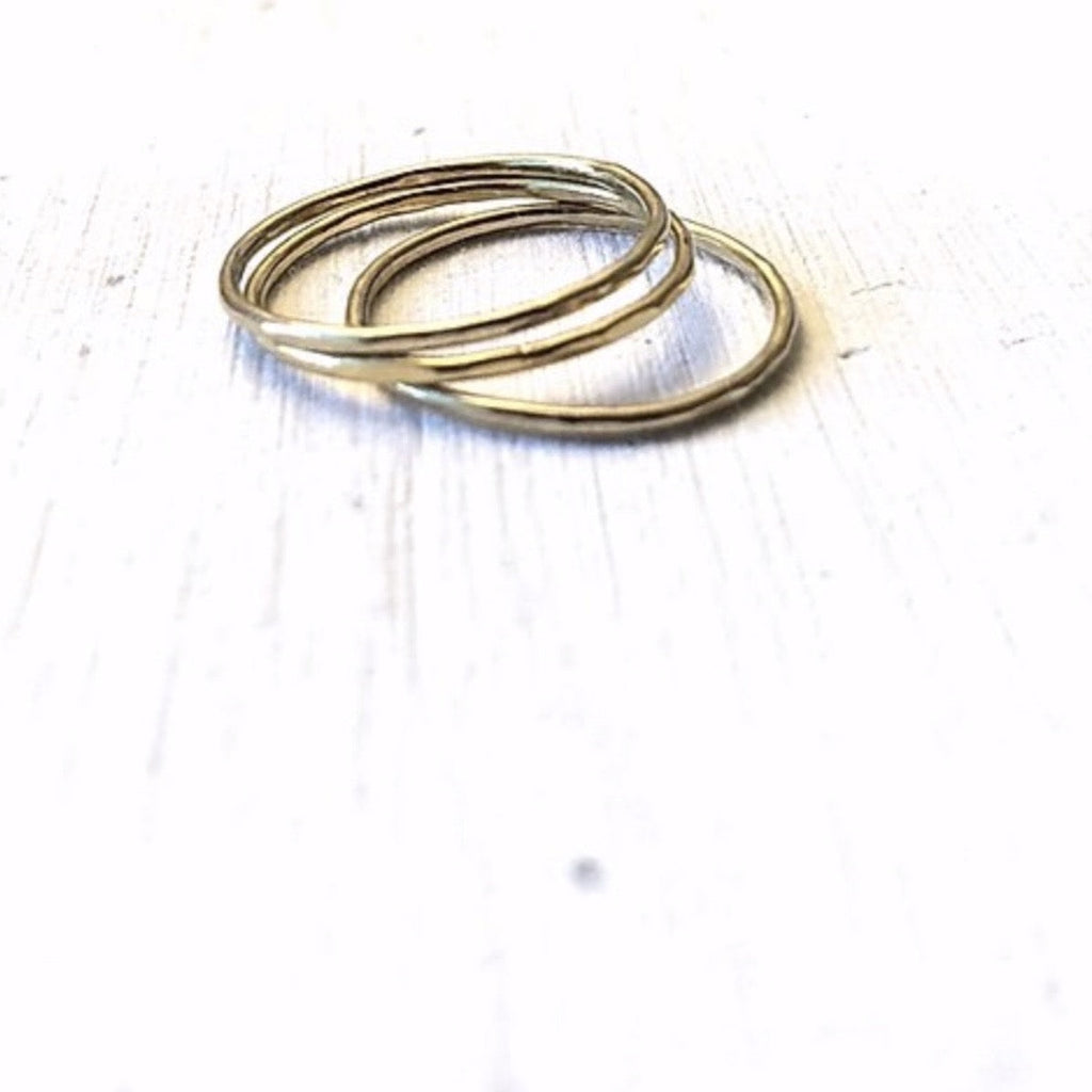 HAMMERED STACKING RING