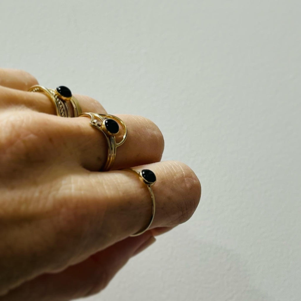 ONYX RING